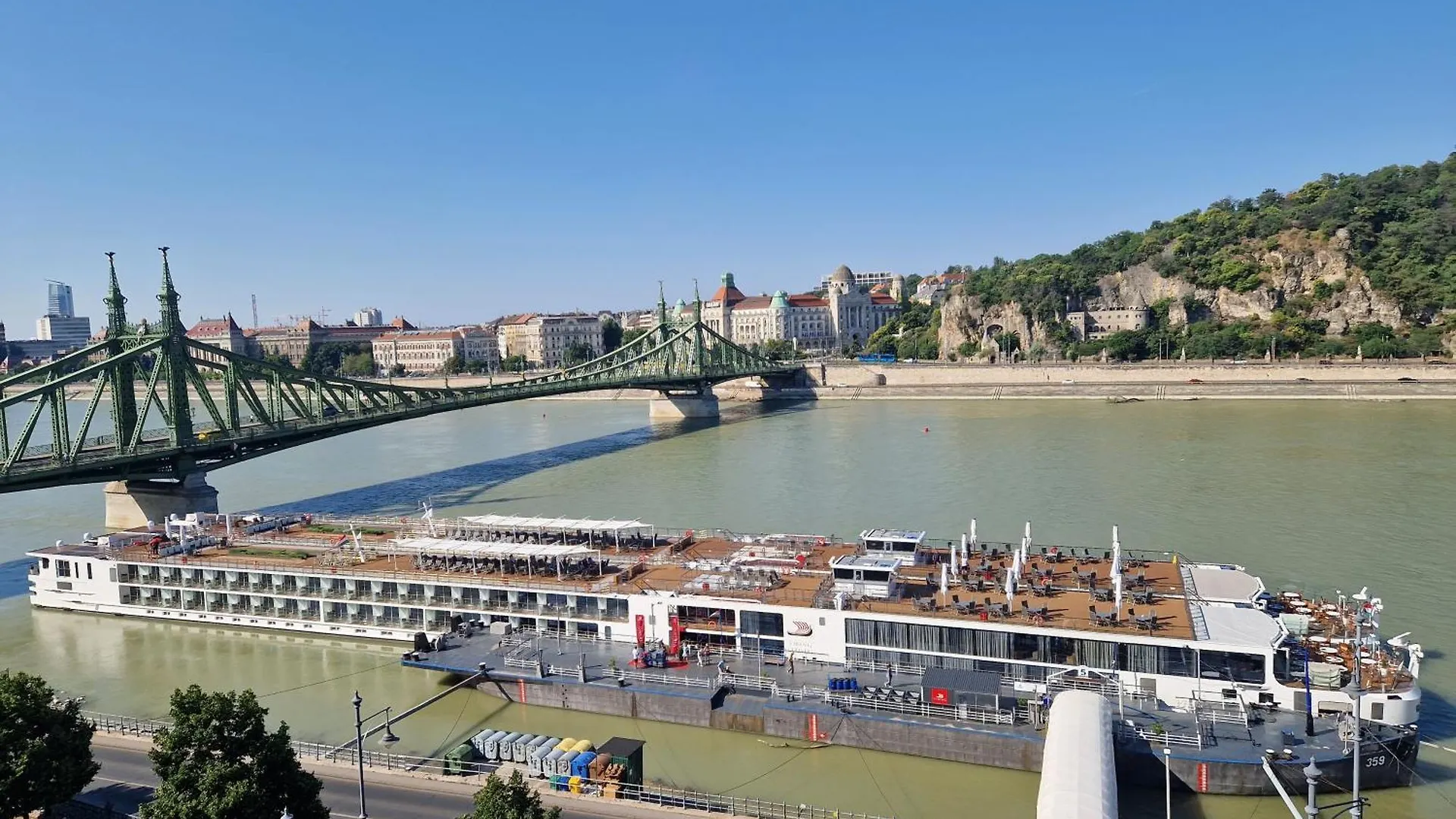Danube Wonder View Apartment Budapest